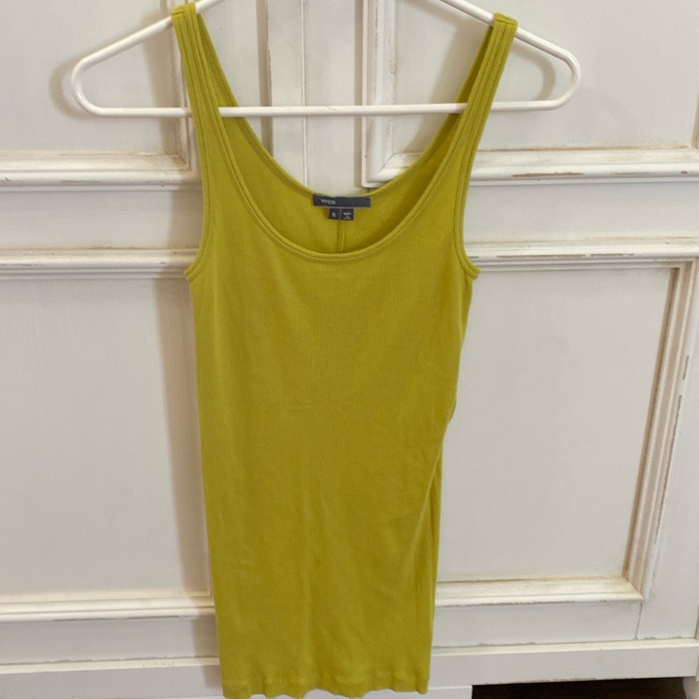 Vince tank top Sz Small